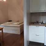 Dob15 Small Apartment