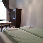 Dob15 Small Apartment