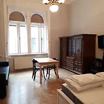 Dob15 Big Apartment