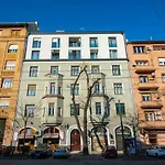 Karinflats - City Apt.