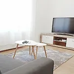 Akacfa 36 Budapest 91 Mt 3 Bedroom District 7