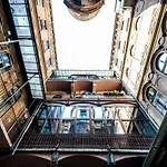 Bpr Vintage Garden Apartment With Terrace & Sauna