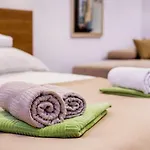 Downtown Design Flat