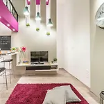Cozy Downtown Studio Apartment