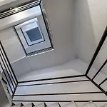 Bpr Bright Sapphire Apartment
