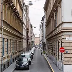City Studio Apartment