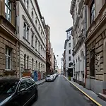 City Studio Apartment