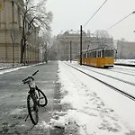 Parliament Apartment Alkotmany Utca 4