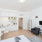 Astoria Flats 1