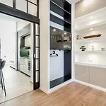 Bpr Thrill Design Home With A/C