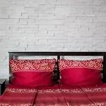 Szondi Duplex Apartment