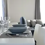 Airport Premium Apartments