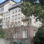 2 Bedroom Apartment Near Heroes Square