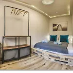 Downtown Boutique Suite