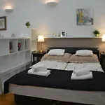Astoria Flats 2