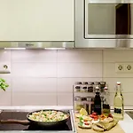 Downtown Design Flat