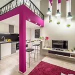 Cozy Downtown Studio Apartment