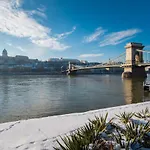 Classy Danube Apartment