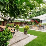 City Park Apartment