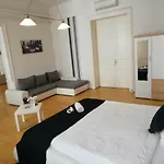 Kalvin Apartments