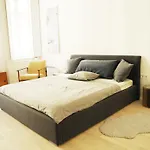 Rbnb Apartments - Inner City Iii.