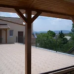 Szentmihályi 22 Apartman