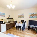 Greta Apartman