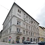 Roza Luxury Apartment