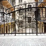 Jolie Apartment In Historical Center