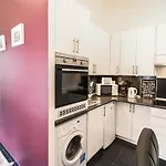 Real Apartments Hegedu