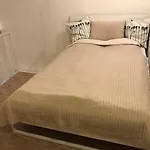 Revay 6 Apartment