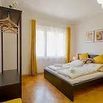 Lonyay Gellert View 2Br