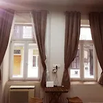 No.7 Apartments In The City Centre
