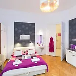 Studio 4U Apartment