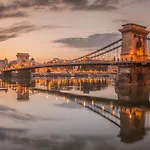 Danube Elegance Apartment
