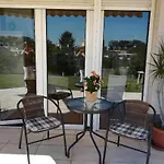 Homy Apartment In Buda, With Safe Garage And Terrace