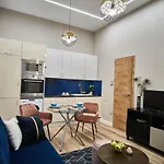W18 Design Apartments - Budapest Downtown