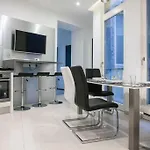 Apartment Downtown Ulloi 3
