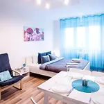 Peaceful, Cozy And New Apartment With Balcony