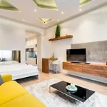 Diamond Residence - Marble Apartment