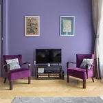 Spacious Royal Opera Apartment