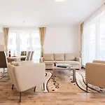 Corvin Holiday Apartment Hotel