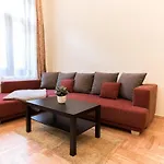 Real Apartments Klauzal