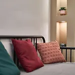 F4 Design Apartment- Budapest