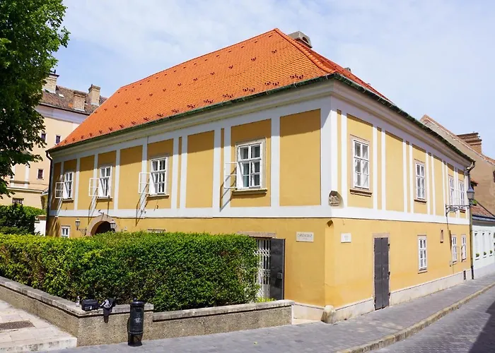 Monarchy Residence