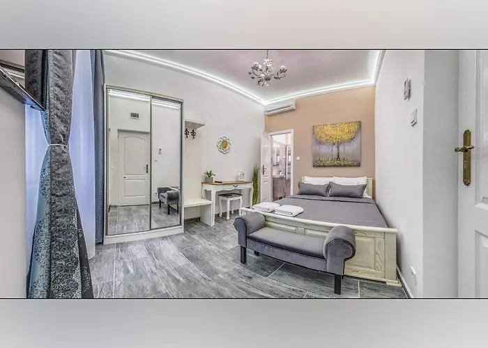 Platanus Guesthouse