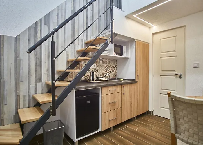 Km33 Apartments - Budapest - Hostaid