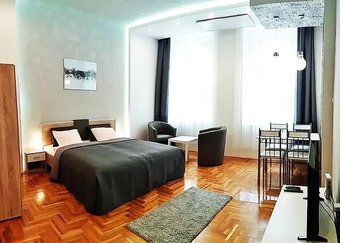 Unique Town Apartment. Clear Comfort.