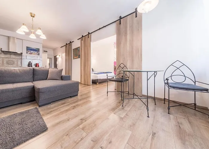 Sandra Apartment Close To Chain Bridge