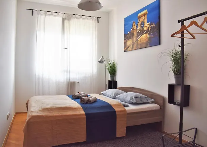 Cosy Apartment In Budapest Downtown With Free Garage Parking